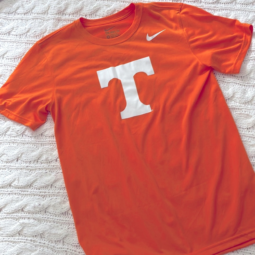 Nike University of Tennessee Shirt